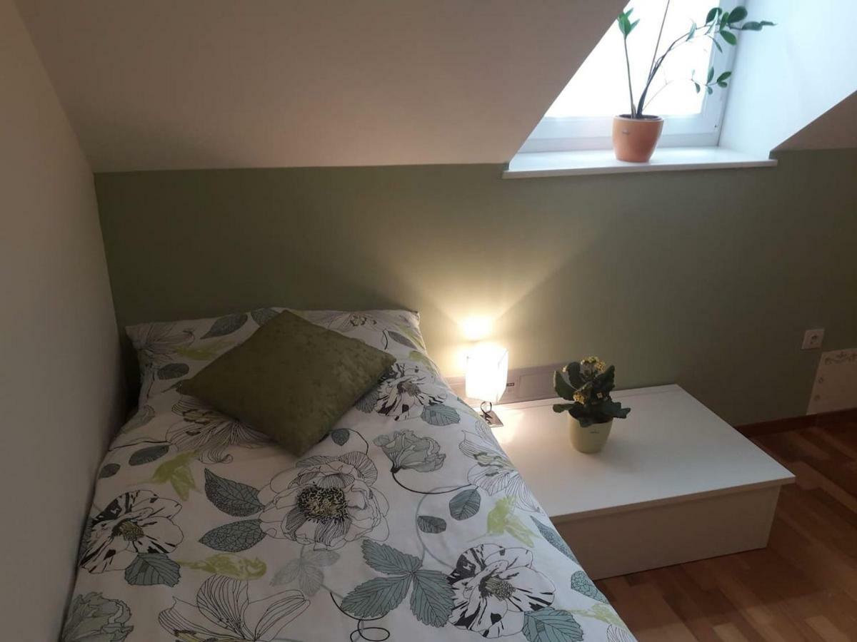Natasha'S Garden House Apartment Dol pri Ljubljani Ngoại thất bức ảnh
