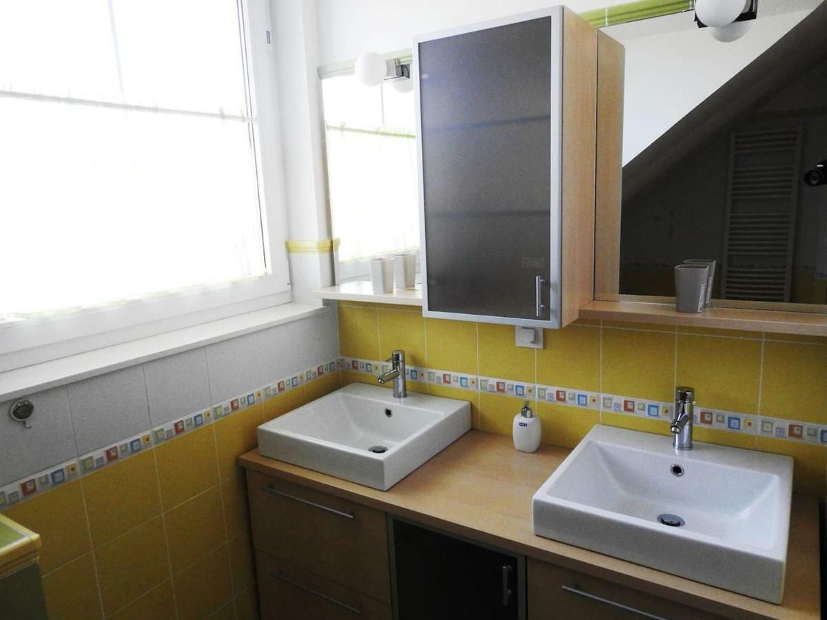 Natasha'S Garden House Apartment Dol pri Ljubljani Ngoại thất bức ảnh